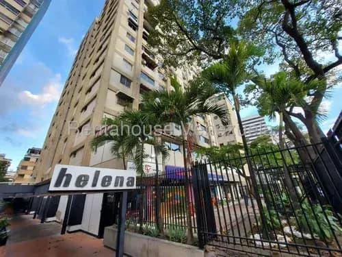 Hermoso Apartamento Remodelado Con Inmejorable Ubicacion En Altamira 2621055 Ijp