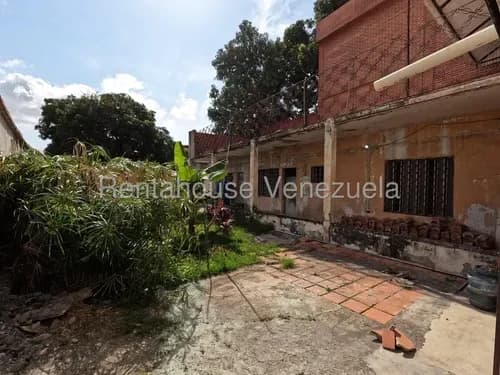 Sorangel Vargas Vende Amplia Casa Comercial En Excelente Ubicacion Zona Centro Barquisimeto Mls #26-16703