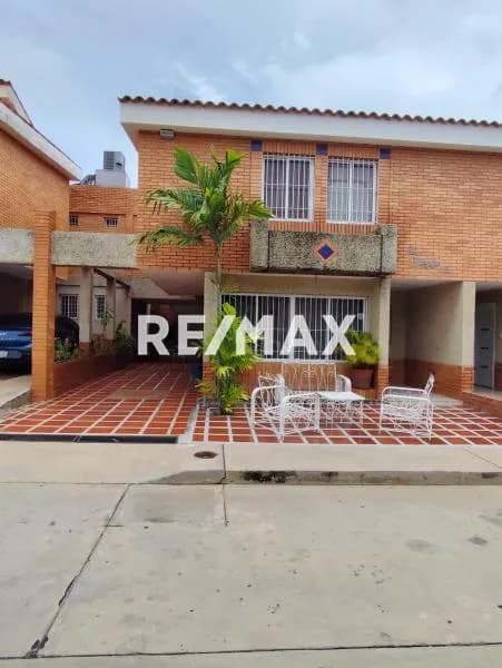TOWNHOUSE VILLA GRECIA CUMBRES DE MARACAIBO