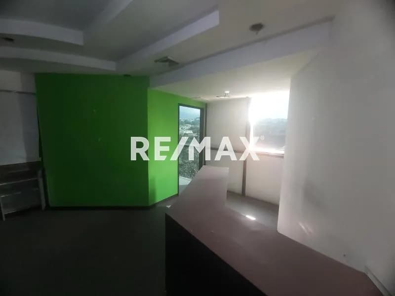 ALQUILER DE LOCAL COMERCIAL _ C.C. MACARACUAY PLAZA (L17B C2)