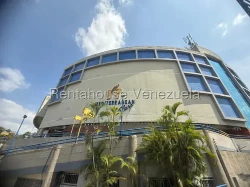 Local Comercial En Venta En Cc Muy Concurrido Ideal Para Franquicias, Concepto Gastronómico, Tiendas, Panaderías Muy Cerca De Urb Prebo En Valencia