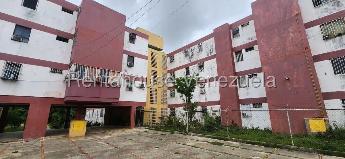 Apartamento (1 Nivel) en Venta en Bararida, Lara
