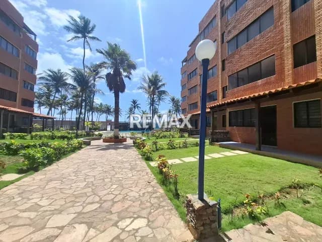 EN VENTA APARTAMENTO FRENTE AL MAR EL EDIFICIO PLAYA DORADA, TUCACAS, BOCA DE AROA