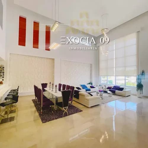 En Venta Casa Con Canal