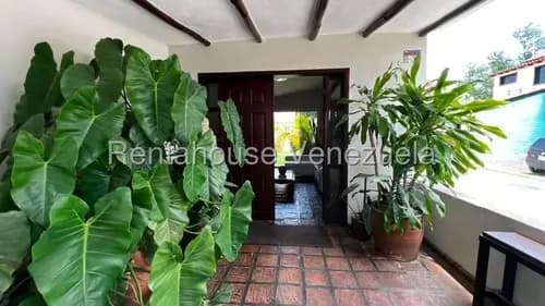 M&n Vende Linda Y Conservada Casa En Conjunto Privado: Posee 3 Hab. Y 2 Baños: 26-21627