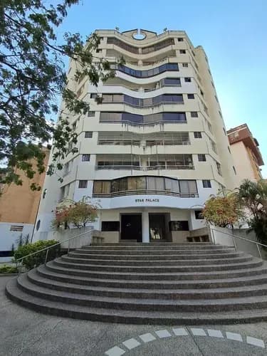 Mc Se Alquila Amplio Apartamento Sin Amoblar Urb. Prebo 1 - Frente A La Plaza De Prebo Residencias Star Palace, Urb. Prebo 1 Área 109 Mt2 3 Habitaciones 2 Baños Amplia Sala - Comedor