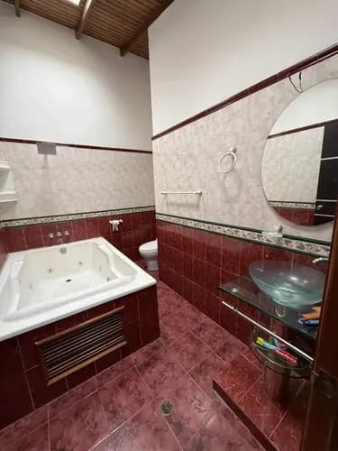 Townhouse De Esquina En Res. Villaserino Country Park San Diego 200m2 5 Habitaciones 3 Baños 2 Estacionamientos. An