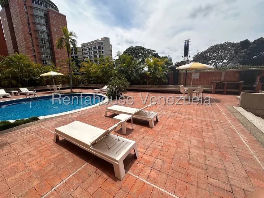 Apartamento (1 Nivel) en Alquiler en El Rosal, Distrito Metropolitano