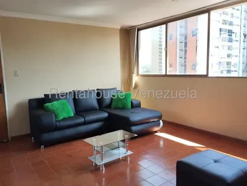Raíza Suárez Vende 2 6 2 0 2 7 3 Estupendo Apartamento Con 3 Amplias Habitaciones, 3 Baños, Recibo, Comedor, Un Puesto De Estacionamiento Techado, Este De Barquisimeto