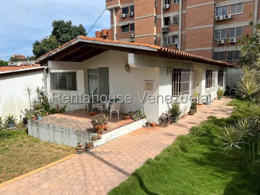 Casa (1 Nivel) en Venta en Zona Este, Lara