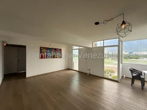 Apartamento En Venta En Chuao Caracas Remodelado Vista Al Avila