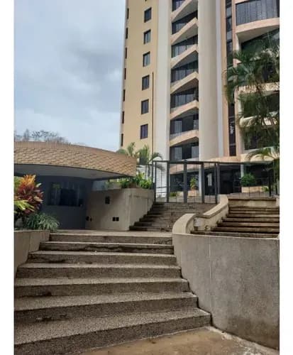 En Venta Un Moderno Apartamento En Bosque Arriba Nlh