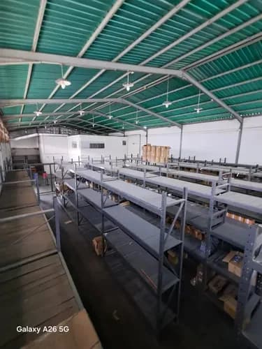 (hl28) Alquilo Galpon En La Zona Industrial Castillito