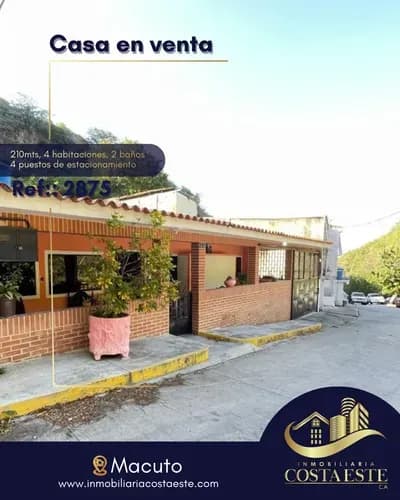 Casa En Venta En Macuto Sector El Pavero Ref 2875