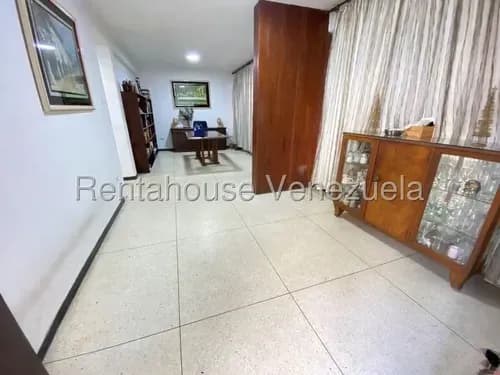 Casa En Venta En California Sur 25-17830