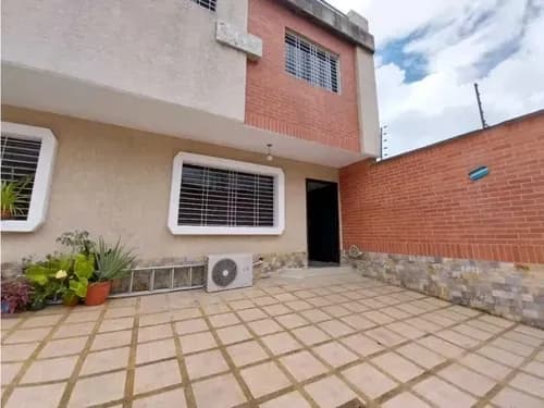 Casa En Venta Quintas Norte De Naguanagua Aar-9469610