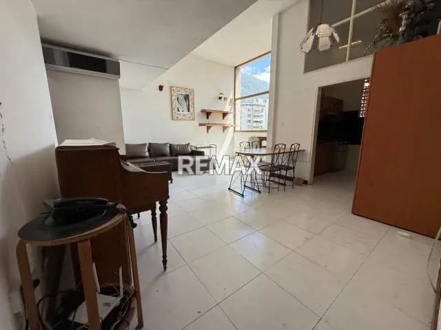 Apartamento En Los Palos Grandes En Alquiler