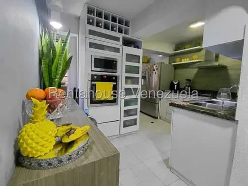 Kc.g. #26-14882 Déjate Cautivar Por Este Impresionante Apartamento En Venta Zona Tranquila En San Antonio De Los Altos O.p.s