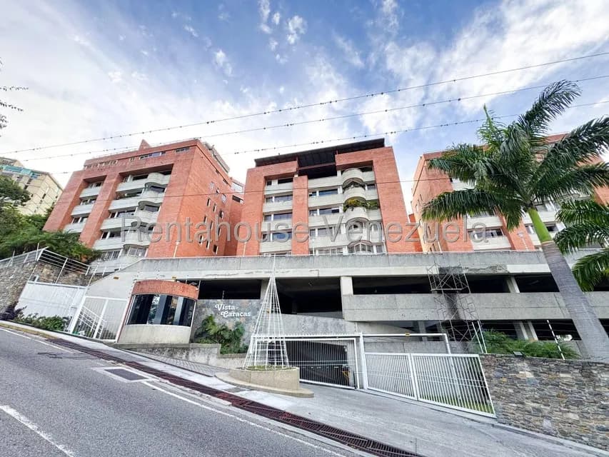 Apartamento (1 Nivel) en Alquiler en Colinas de Bello Monte, Distrito Metropolitano
