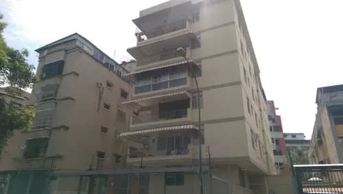 Local Comercial En Alquiler Las Acacias Yc