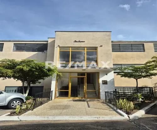 Apartamento En Venta Colinas De Bello Monte 136mts/2h/b/1pe