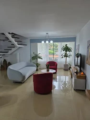 Las Acacias Apartamento Duplex Con Terraza 216m2 Mb 26-16701