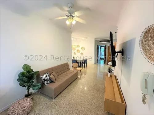Apartamento En Venta En El Rosal 26-895