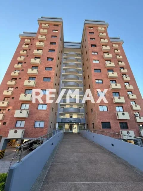 Apartamento tipo estudio en alquiler en Paramillo Suites, La Castellana