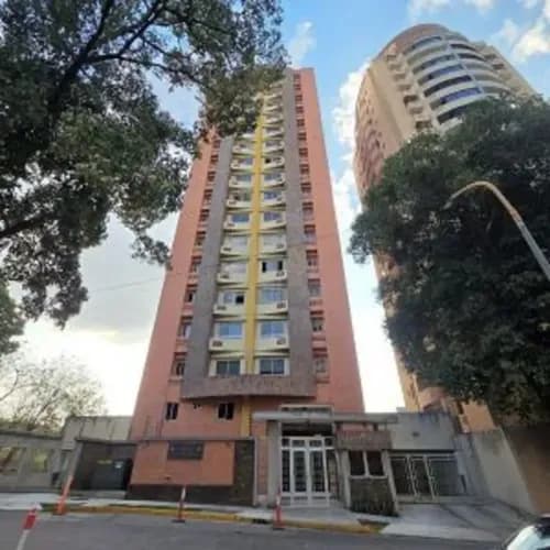 Alquiler Apartamento Las Chimeneas Amoblado | 71 M2 | Pozo Planta (e&m)