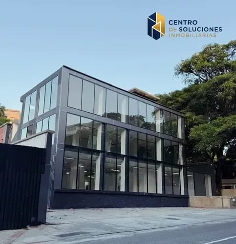 Local | Edificio Comercial A Estrenar Chuao