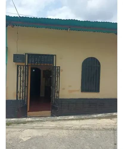 Se Vende Casa En Urb. Lazo De La Vega. Ve22-377lzv-igod