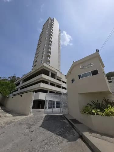 Bello Apartamento En Mañongo Residencias Iceberg