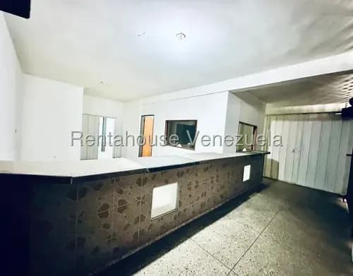 Lcda. Milagros Carrasquel Local Alquiler Barquisimeto Lara Zona Centro Economica Comercial Economico Código Inmobiliaria Rent-a-house 25-19350