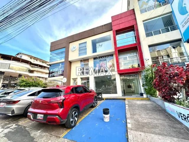 En venta Local CC Verónica Barrio Obrero
