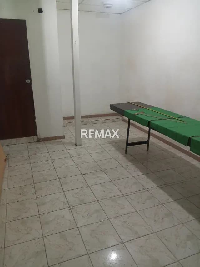 Alquilo oficina centro de Barquisimeto carrera 19