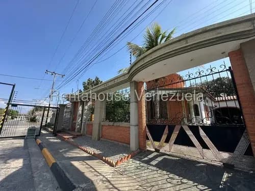 Casa En Cagua Corinsa Con Espacios Para Celebraciones. Ljsa 26-16738