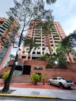 PENT-HOUSE EN VENTA - URB. EL ROSAL