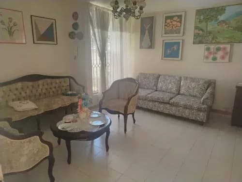Mml En Venta Casa Colinas De Guataparo Valencia, Para Remodelar Y Actualizar, 170.000$ Clientes Directos