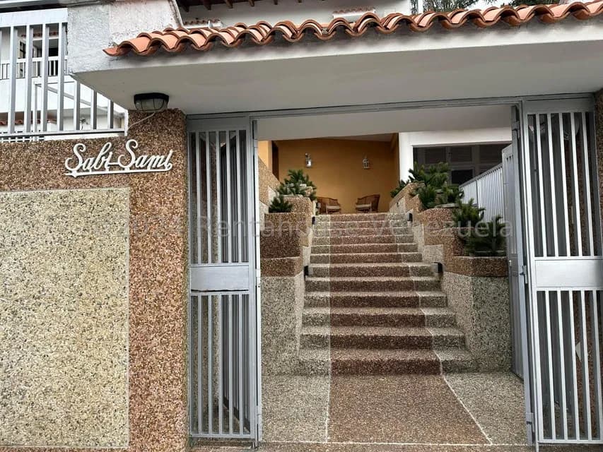 Casa (Multipes Niveles) en Venta en Monterrey, Distrito Metropolitano