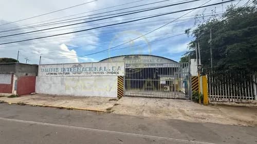 Ga-158 Zona Norte Galpon Avenida Delicias Calle 61