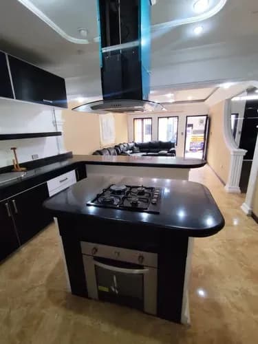 Apartamento Alquier San Cristobal Tachira 3 Habitaciones 3 Baños 1 Puesto Características Adicionales: Queda Con Tope Cocina, Campana, Horno, Nevera, Muebles De La Sala, Dos Camas Con Sus Colchones.