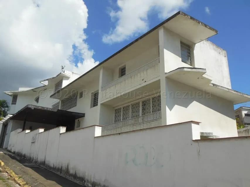 Casa (Multipes Niveles) en Venta en San Bernardino, Distrito Metropolitano