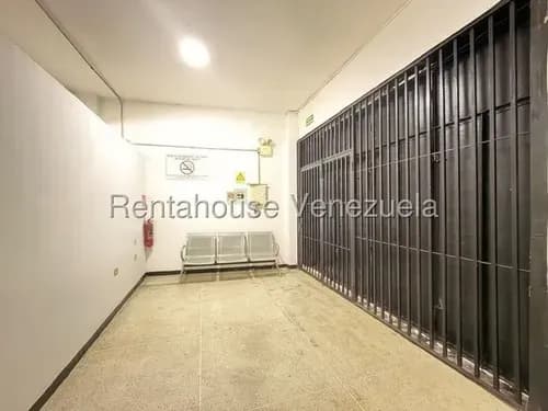 Oportunidad Ccomercial En Plena Av. Fuerzas Armadas: Mls #26-15342