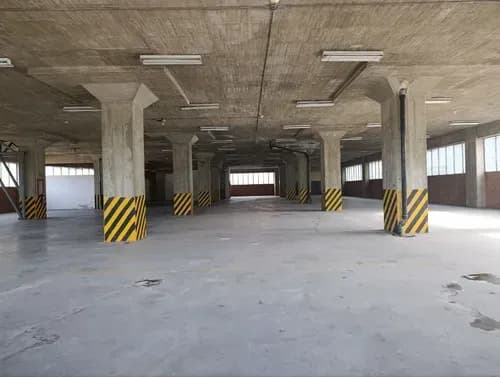 En Alquiler Amplio Y Cómodo Piso Industrial En Ruiz Pineda. (a.v)