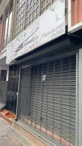 Quinta Crespo Excelente Local Comercial En Alquiler