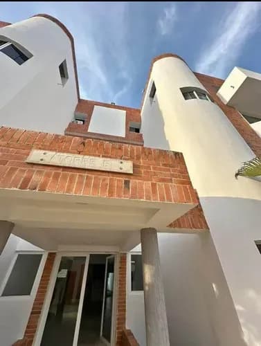Apartamento Dúplex En San Diego Conjunto Cumbre De San Diego Obra Blanca Plata A 115m2 3 Habitaciones Principal Con Vestier Y Amplio Baño 2 12 Baños Amplia Sala Área De Cocina