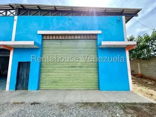 Dennymar, Alquila Sensacional Galpon Comercial Ubicado En Barquisimeto Zona Norte Sector El Cuji, Con Todos Los Servicios Basicos, Con 200m2, En Optimas Condiciones. B6a7557