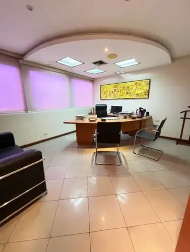 En Venta Oficina En El Viñedo 10-06