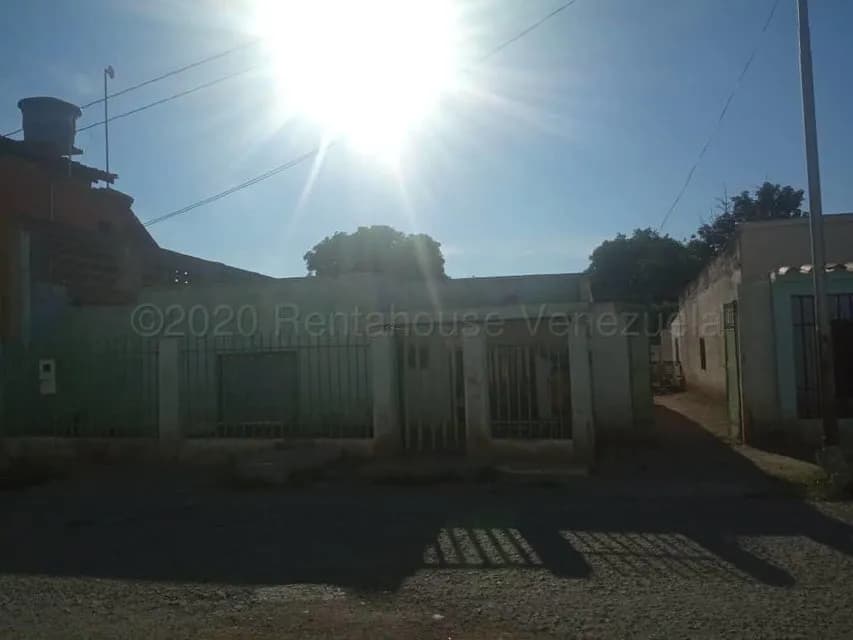 Terreno (Comercial) en Venta en Parroquia Juan de Villegas, Lara