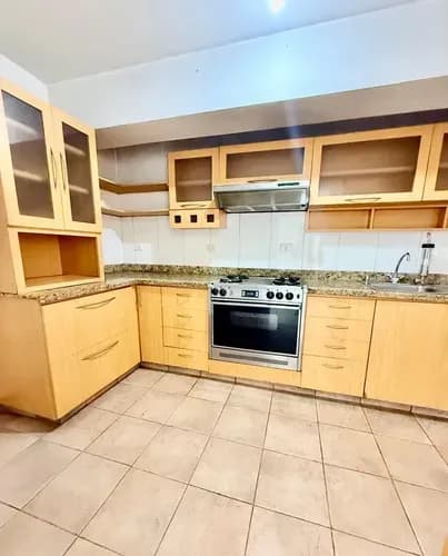Apartamento Venta Pirineos San Cristobal Tachira 106mtrs2 Excelentes Acabados 3 Habitaciones (todas Con Clóset) - 2 Baños - Sala Comedor Y Cocina - - A/a En Las Habitaciones Puesto Techad